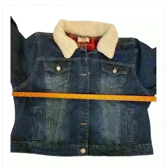 LEI Women's Denim Jacket M Blue Sherpa Collar Plaid Lining Casual - Picture 3 of 5